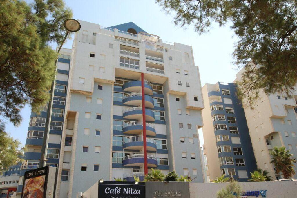 Royal Apartments , Blvd Nitza 8 Netanya Esterno foto